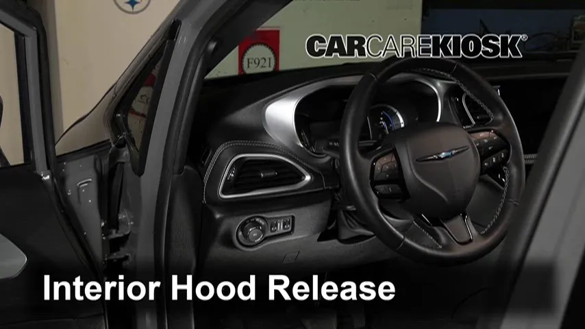 2021 Chrysler Pacifica Hybrid Touring 3.6L V6 PHEV Capot
